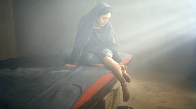 Photo SLIDE pour SYNGUE SABOUR - PIERRE DE PATIENCE