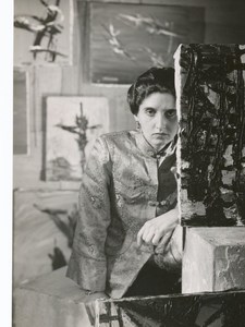 Seule, partout - la peintre Soshana